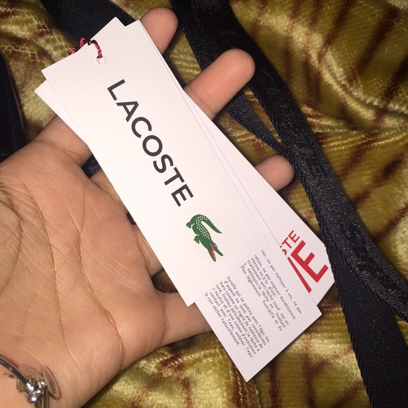 Cross body - Picture 3 of 8